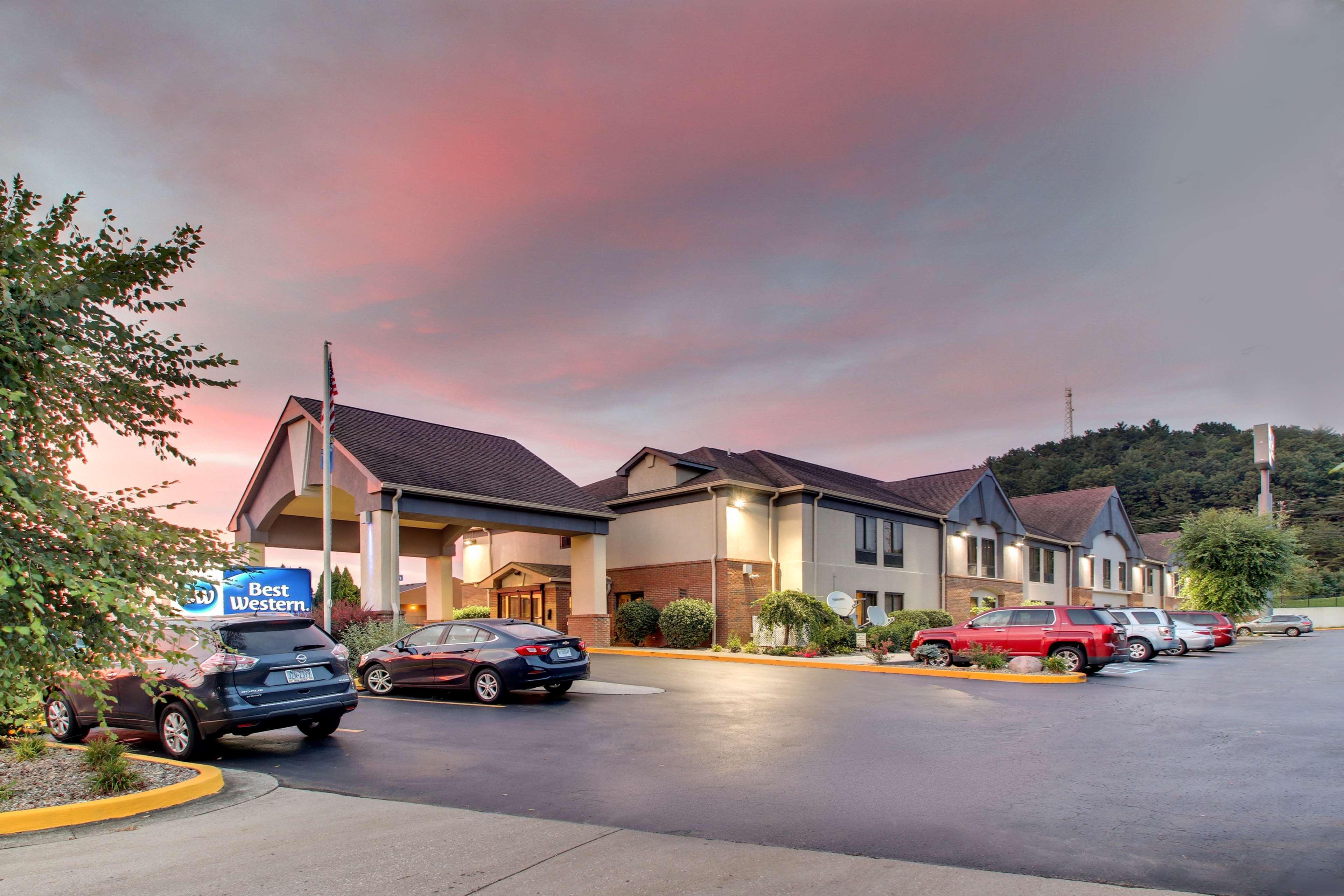 Best Western Eagles Inn Morehead Eksteriør billede